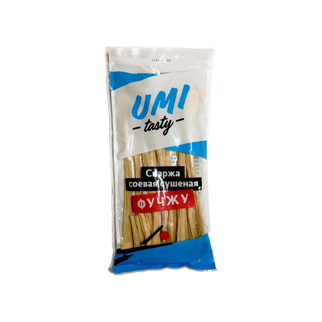 Тышқан маскасын киіп, ол адамға жұдырықтайды. Жетілген кубалық порно онлайн көру